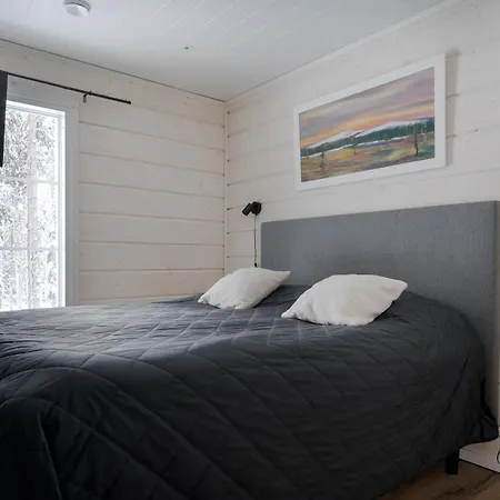 シャレー Taalontuuli Aurora & Forest Views Sleeps 10 Kittilä