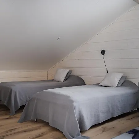 Taalontuuli Aurora & Forest Views Sleeps 10 シャレー *