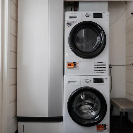 Taalontuuli Aurora & Forest Views Sleeps 10