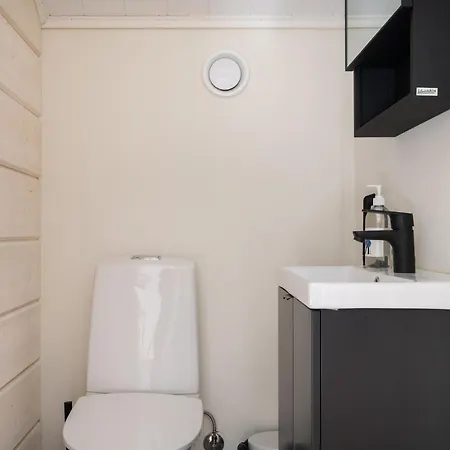 בקתה Taalontuuli Aurora & Forest Views Sleeps 10 *