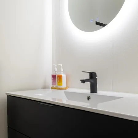 Taalontuuli Aurora & Forest Views Sleeps 10 Chalet Kittilä