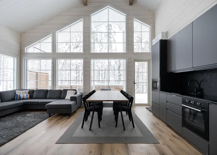 Taalontuuli Aurora & Forest Views Sleeps 10