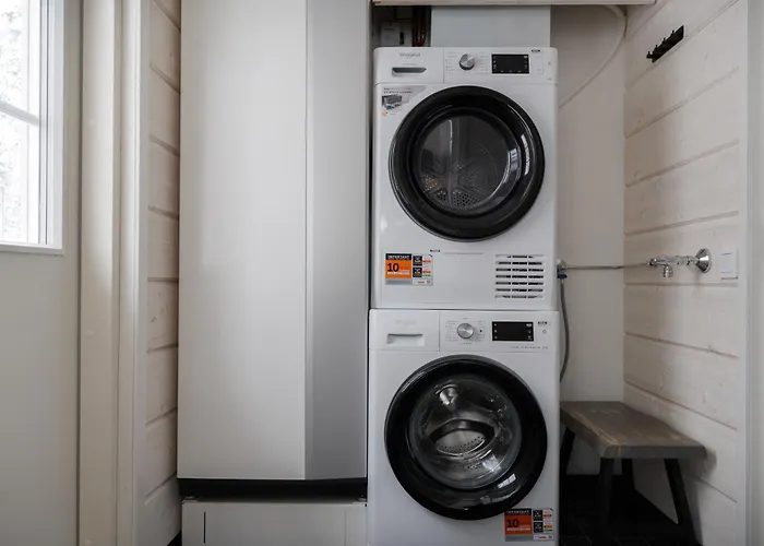 Taalontuuli Aurora & Forest Views Sleeps 10